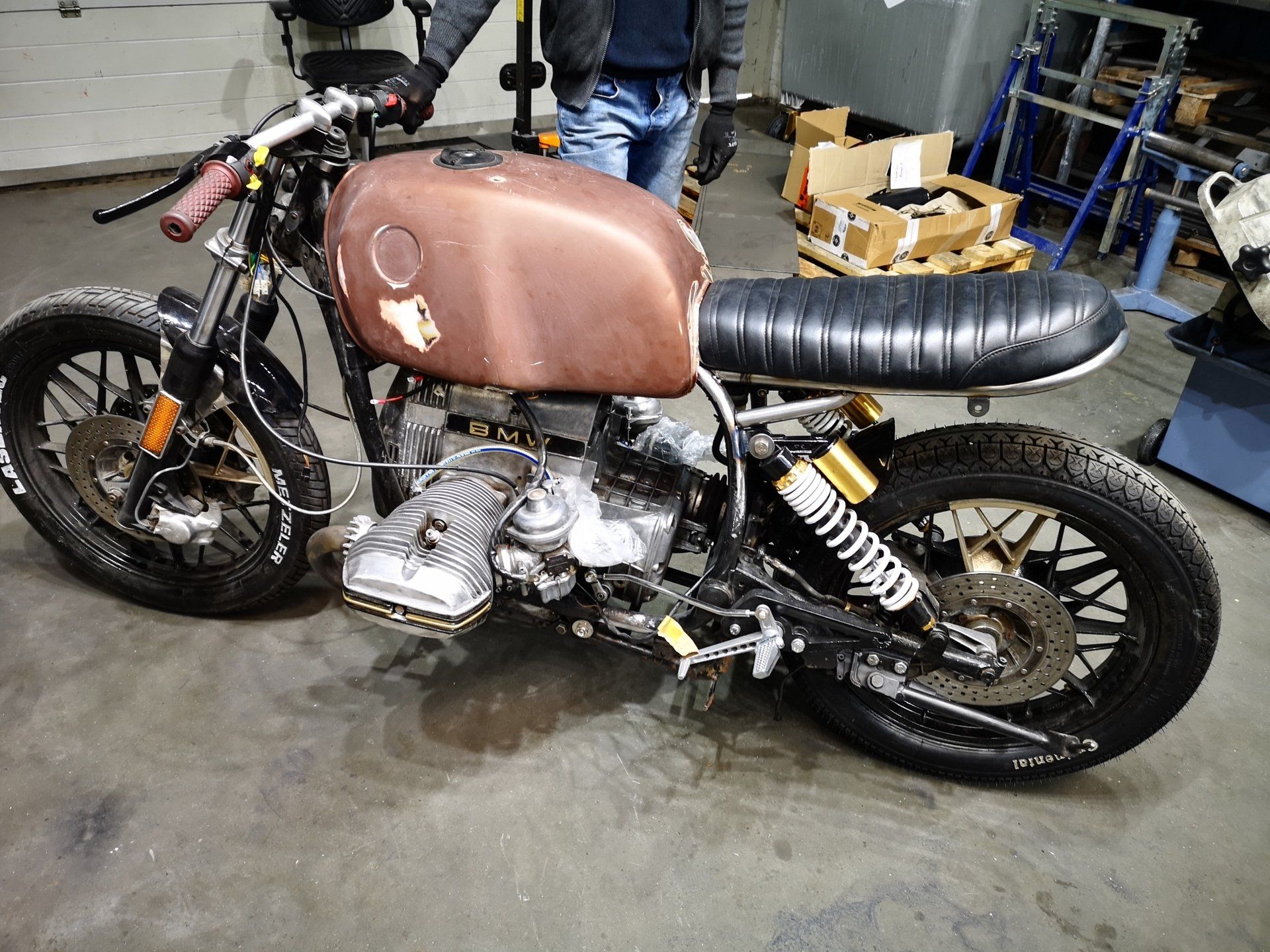 Custom laswerk 