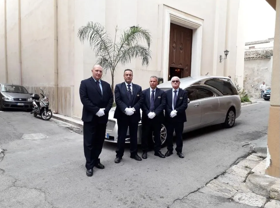 Servizio di trasporto funebre