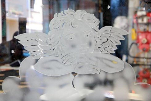 Vetrata con immagine interna a forma di foglia