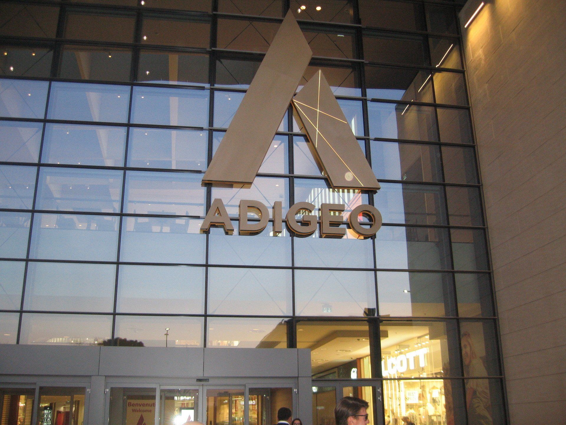 Adigeo - Foto 1