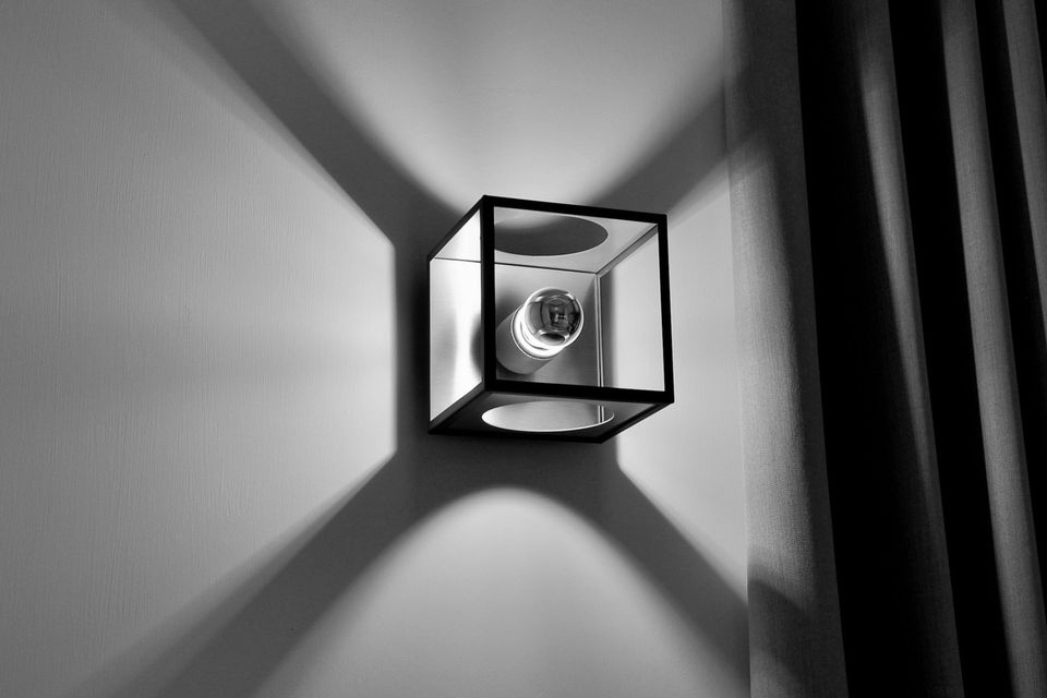 Berlin Cube Wall Light