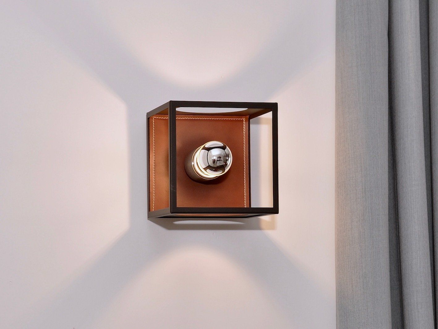 Berlin Cube Wall Light with Leather