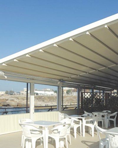 Veranda Bar