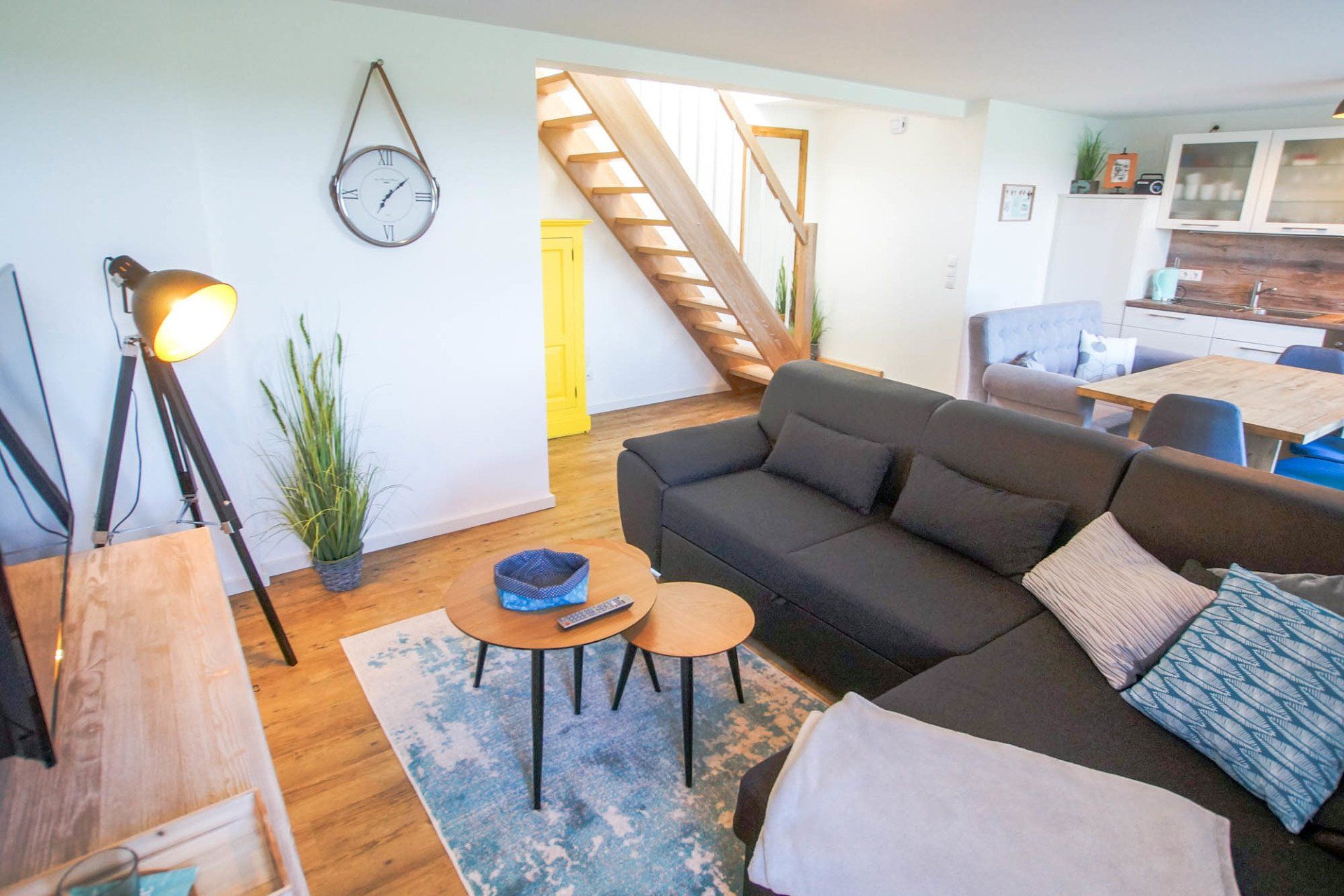Wohn-/Essbereich mit Küche in Ferienwohnung 7.