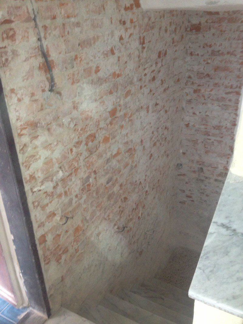 scale con pareti in muratura