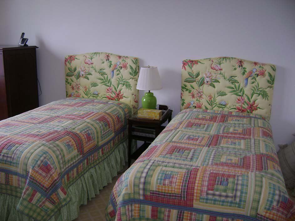 Upholstery Unlimited 555444333222