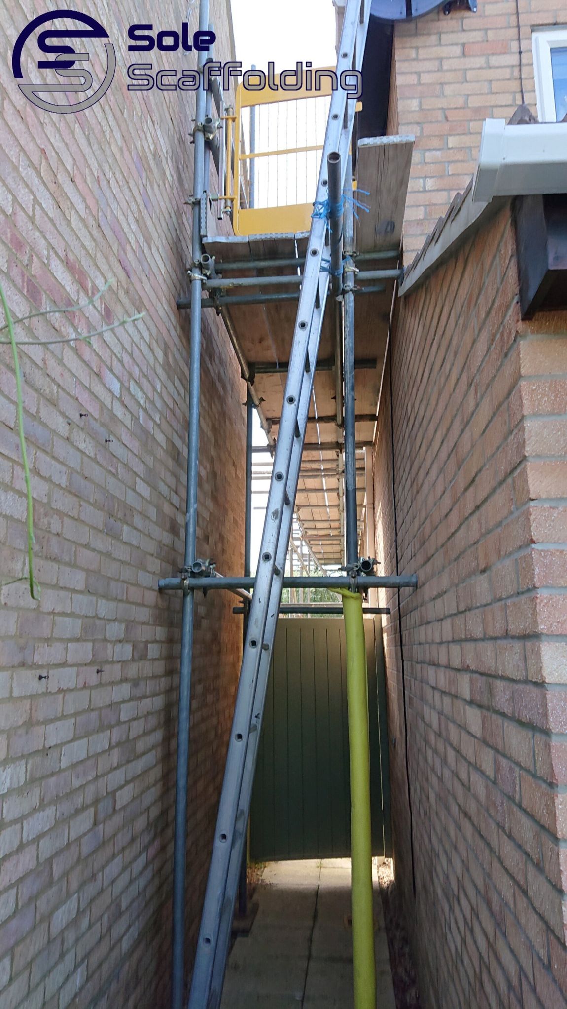 sole scaffolding - Scaffold for new facia install in Comberton