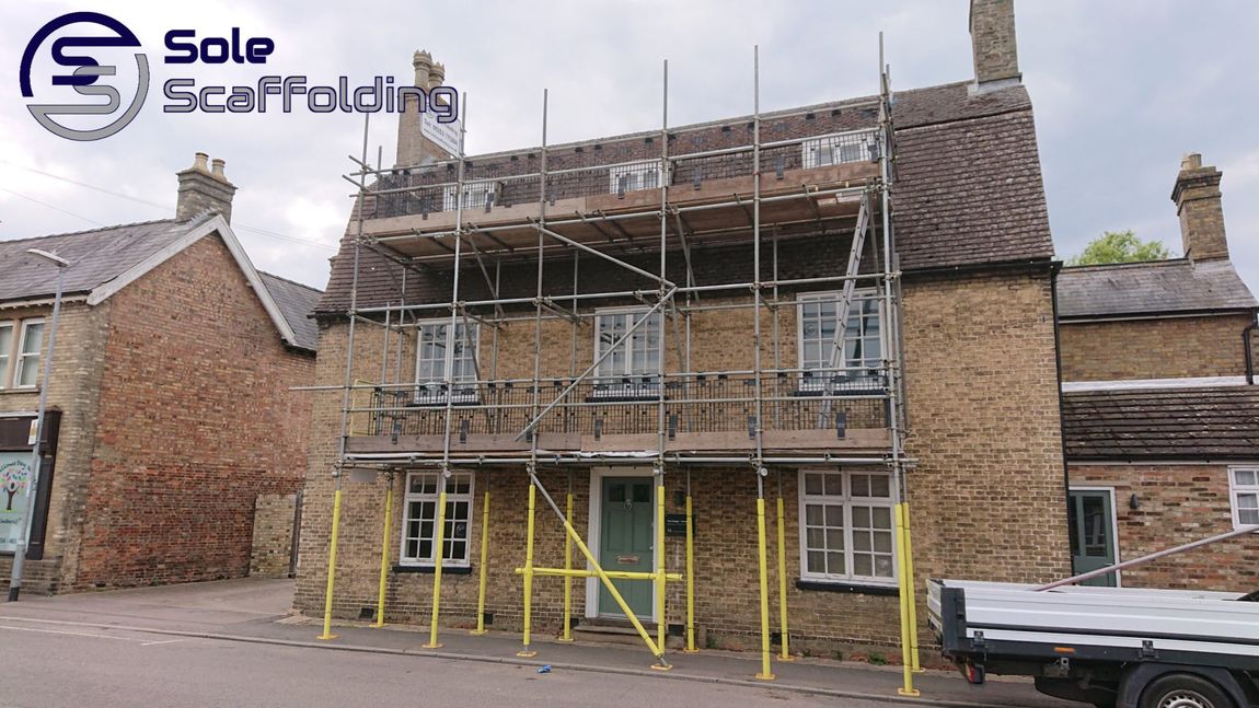 sole scaffolding - scaffold for  window replacement in Charteris