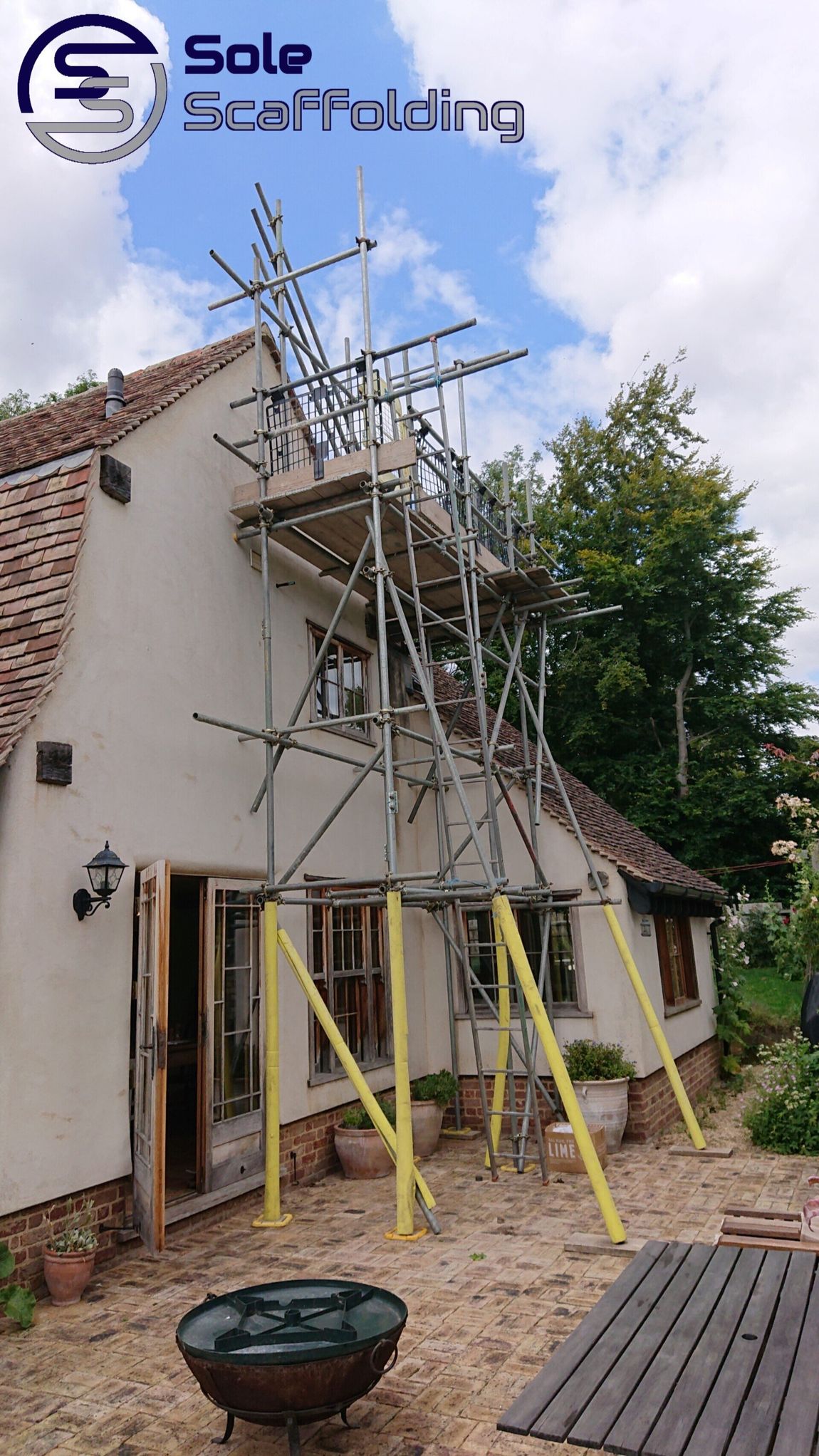 sole scaffolding - Scaffold for bee removal in Cambridge