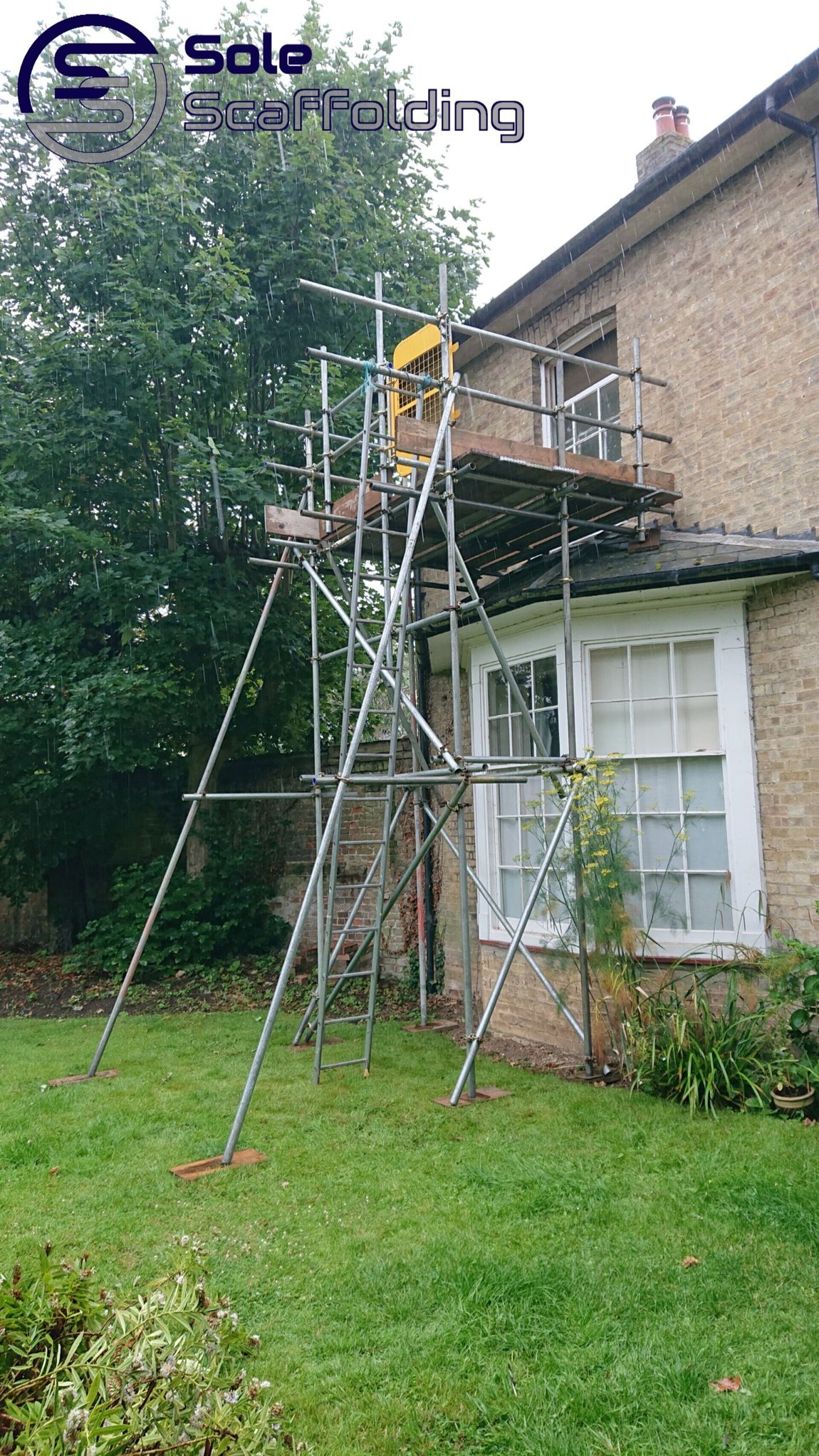 sole scaffolding - scaffold for  window repair in Somersham