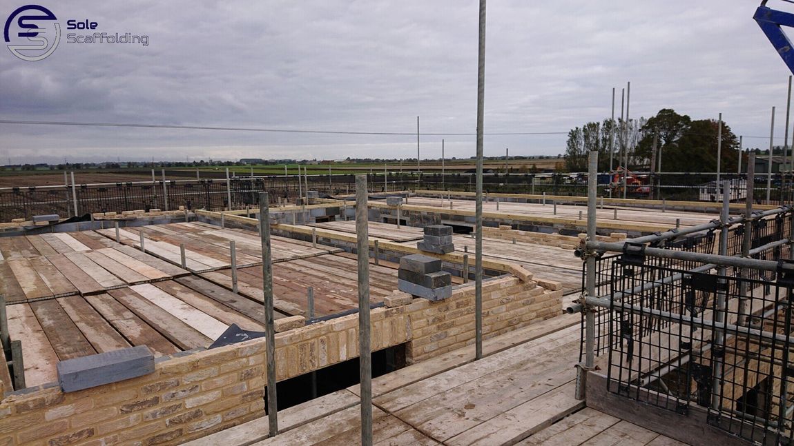 sole scaffolding - new build property in soham