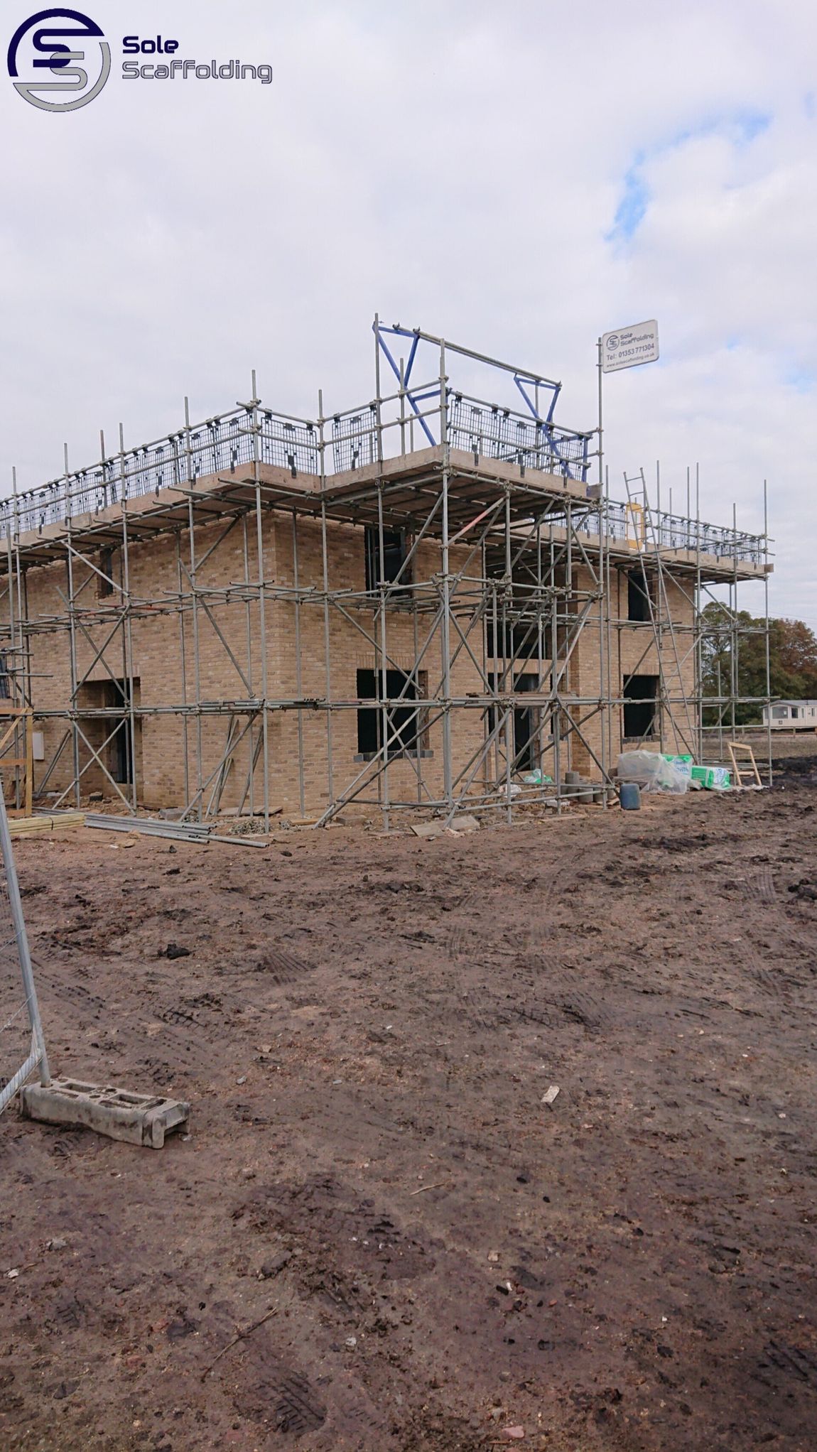sole scaffolding - new build property in soham