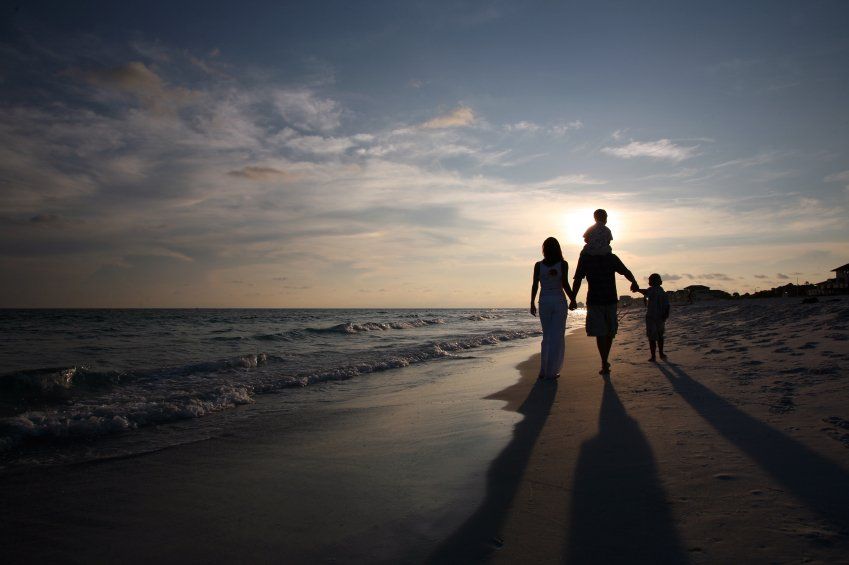 Family Sunset Walk — De Pere, WI — One Law Group S.C Family Sunset Walk — De Pere, WI — One Law Group S.C