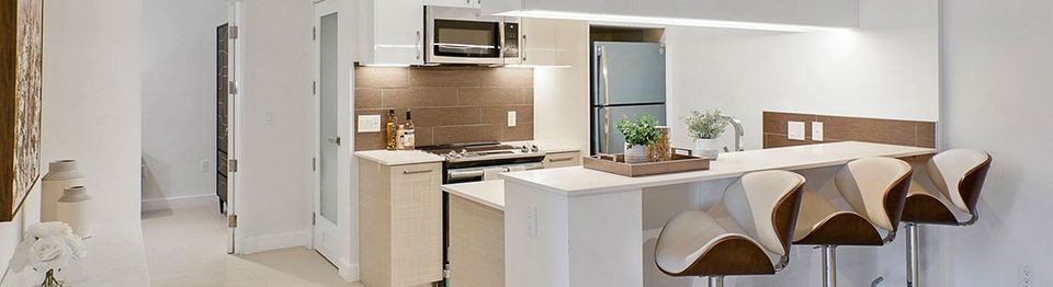 Model Kitchen | 939 Broadway Lofts