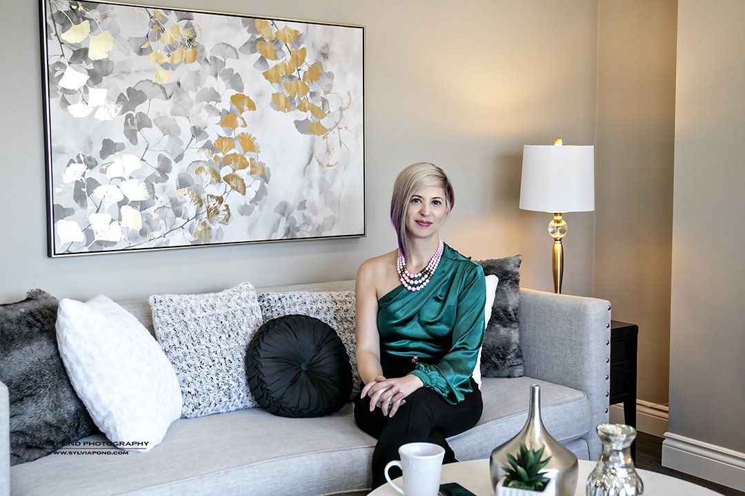 commercial photography photographer photos business branding marketing  portrait candid styled photoshoot female