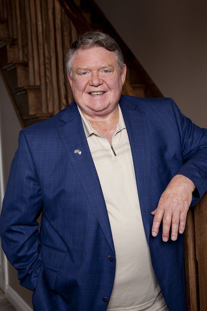 commercial photography photographer business photos imagery branding  headshots portraits male