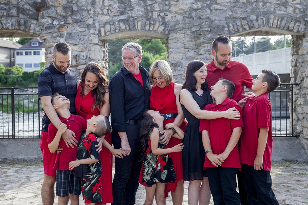 portraits portrait family candid families photoshoot photography Kitchener photographer