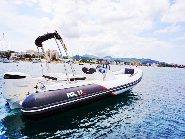 super jacht huren ibiza