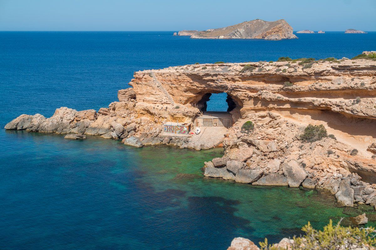 rave cave ibiza