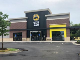 Buffalo Wild Wings Restaurant — Kansas City, KS — The Kansas Paint Company Buffalo Wild Wings Restaurant — Kansas City, KS — The Kansas Paint Company