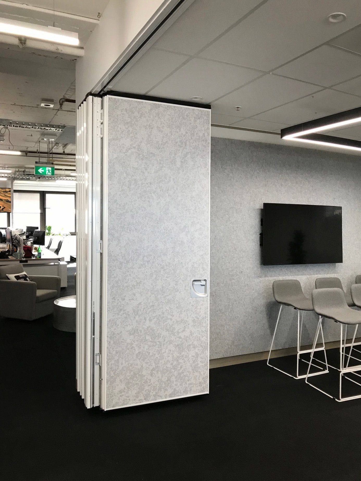 Series 100 Operable Wall