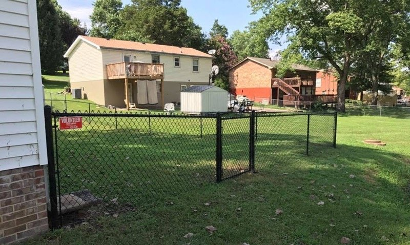 Chain Link Fence - Volunteer Fence - Hendersonville, TN Chain Link Fence - Hendersonville, TN — Volunteer Fence Company LLC