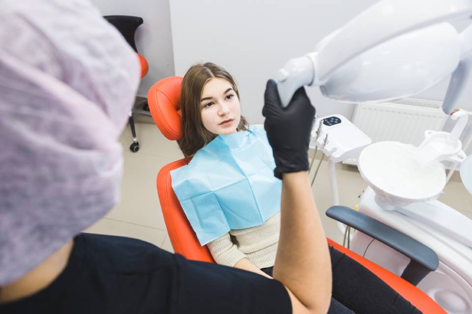 visita dentista paziente in età evolutiva