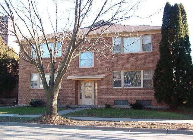 Monroe - exterior