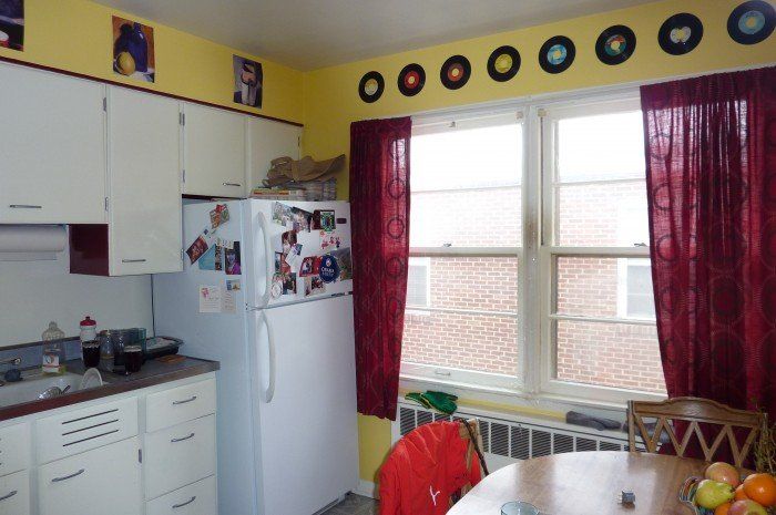 Monroe - kitchen