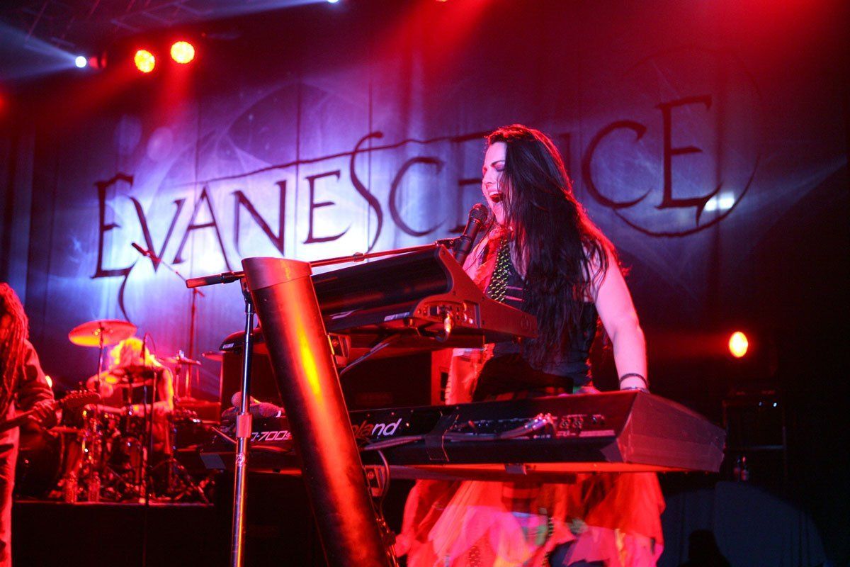 Evanescence @ Plymouth Pavilions 2011 www.leapimages.co.uk