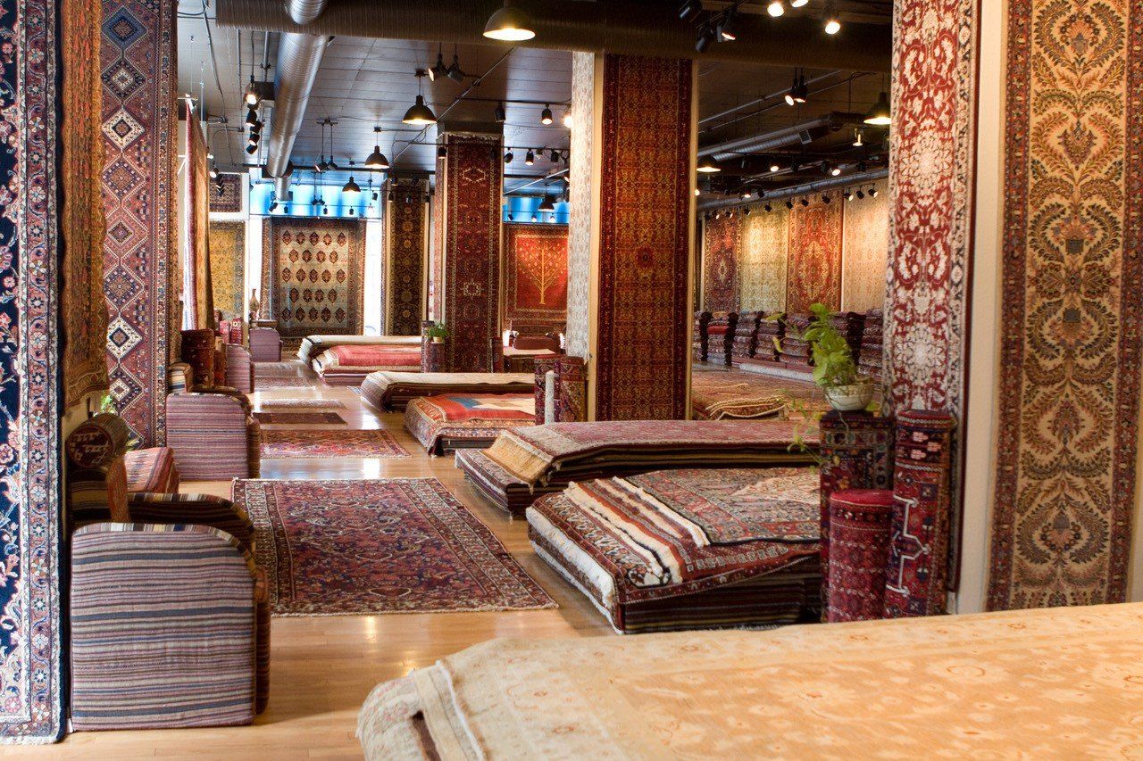 Showroom Of Fine Oriental Rugs
