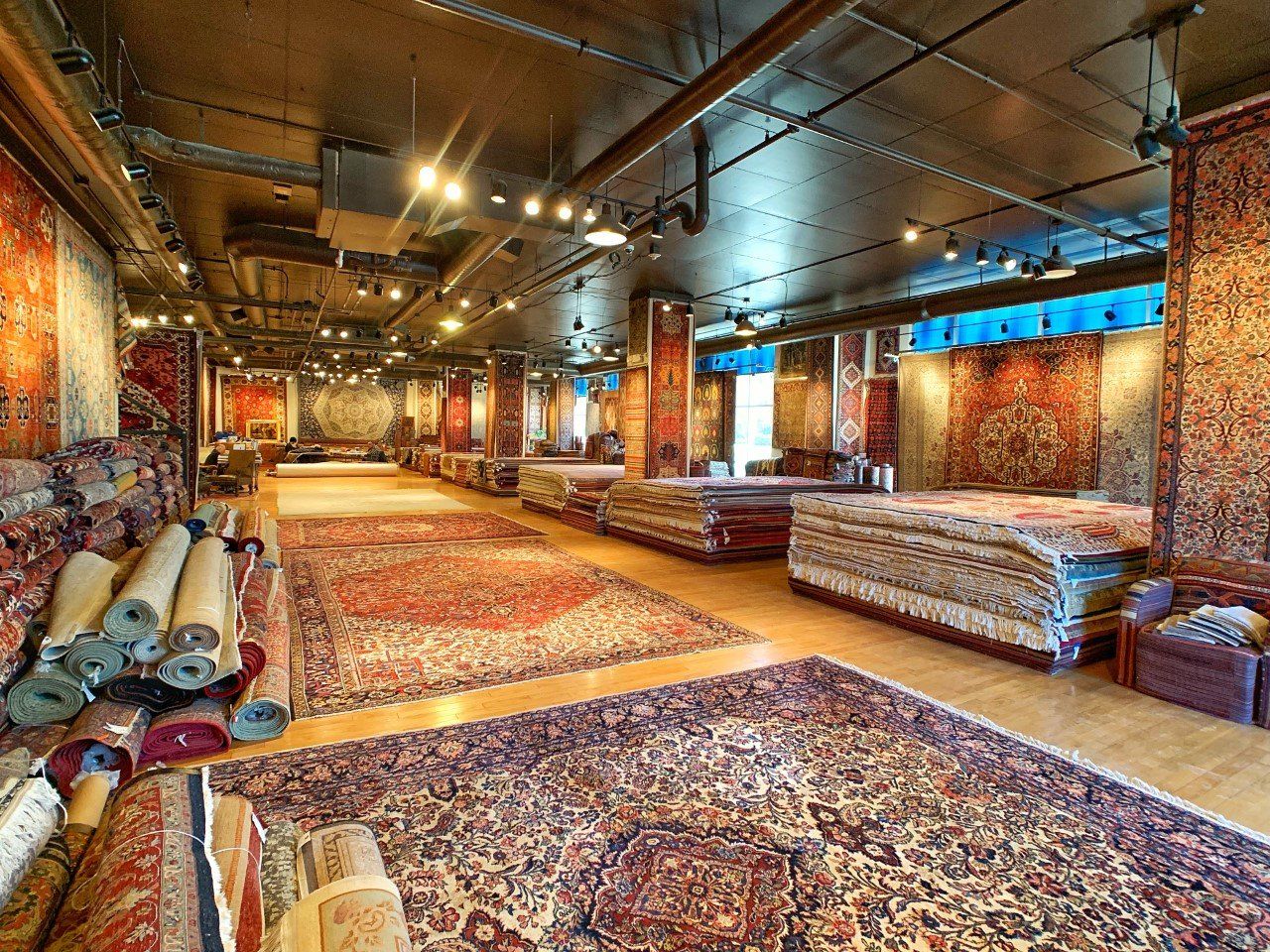 Authentic Handwoven Oriental Carpets