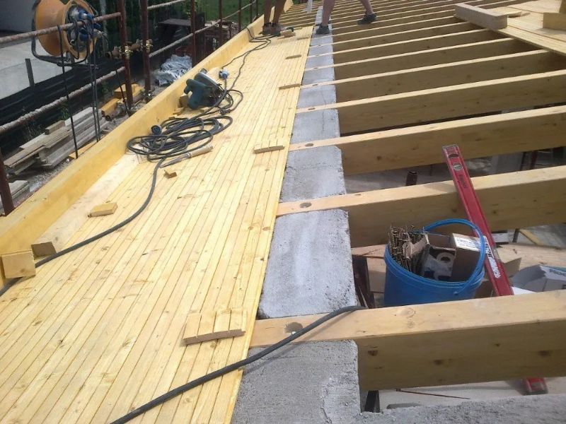 realizzazione di copertura in legno per un'abitazione