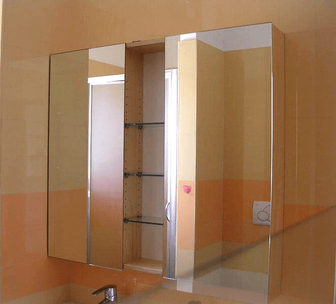 Mobiletto con due ante in specchio apribili