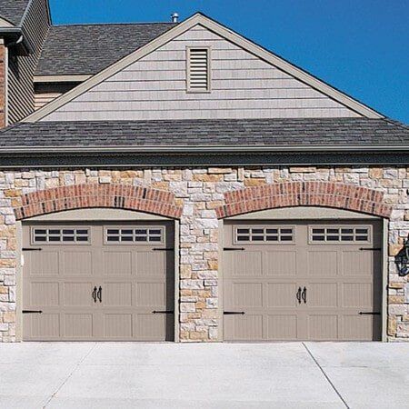 Residential garage door - Garage Door Service in Valparaiso, IN Residential garage door - Garage Door Service in Valparaiso, IN