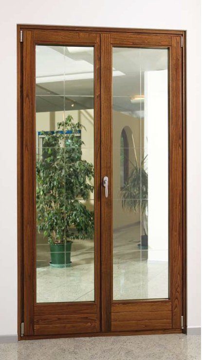 Porta finestra a 2 ante in legno