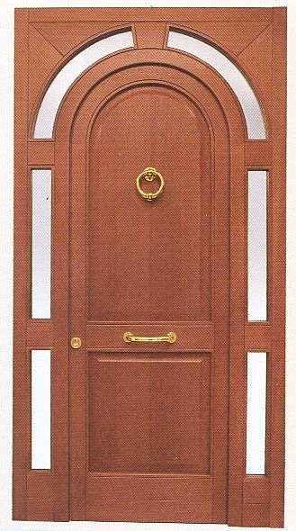 portone d'ingresso in legno con inserti in vetro