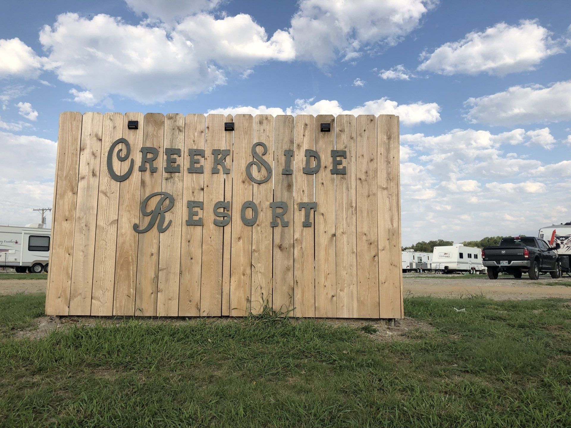 Creek Side Resort Entrance Sign