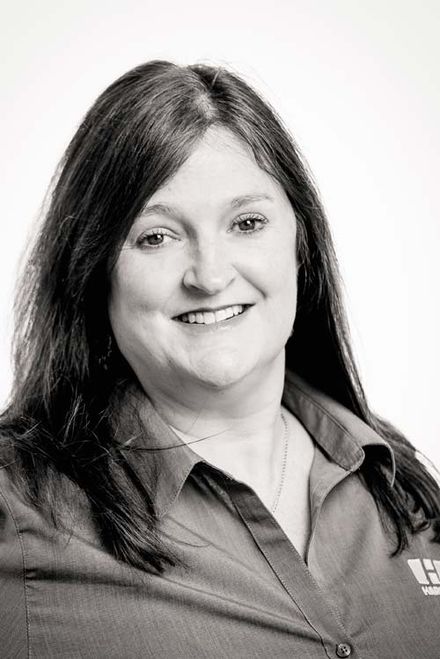Mindy West, Controller