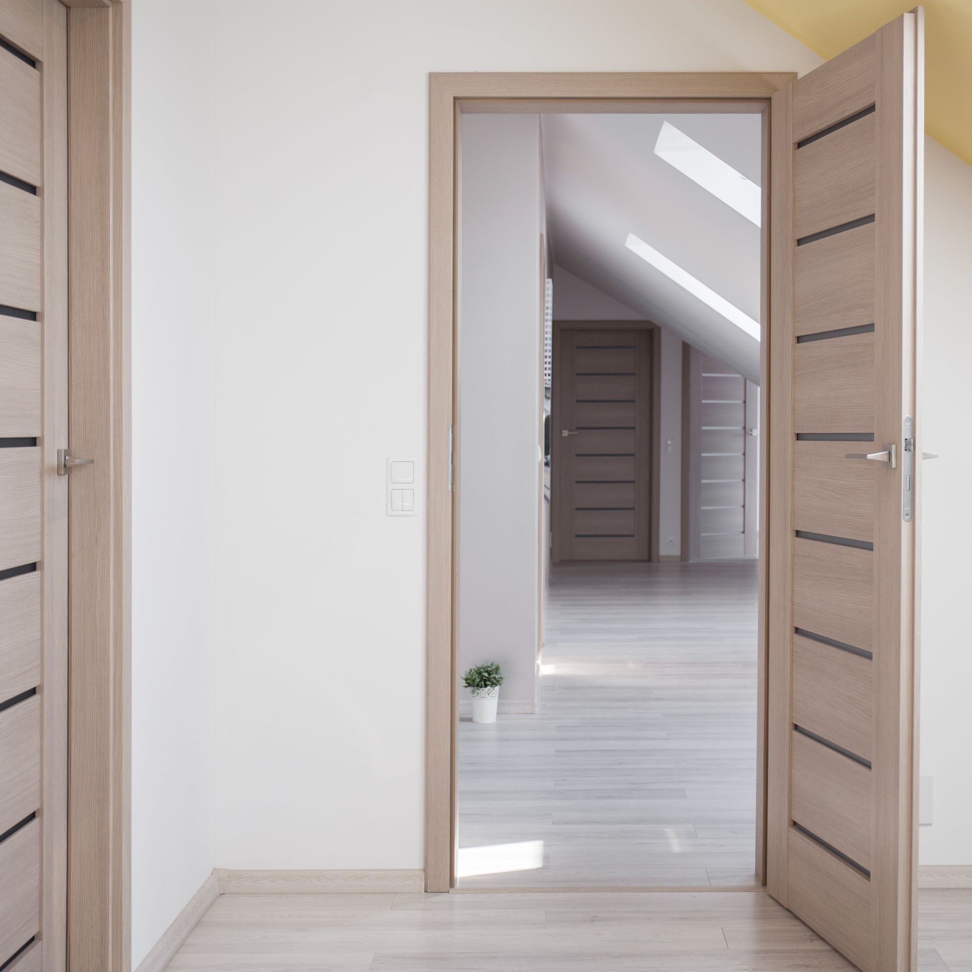 vendita porte in legno per interni