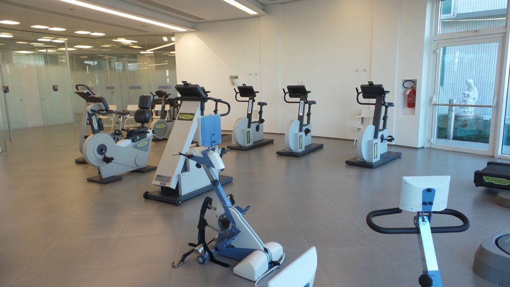 Sala con cyclette