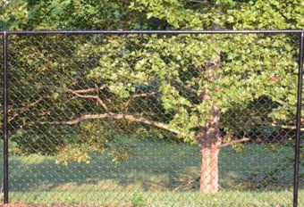 chain fence - custom fences in Rockville, MD chain fence - custom fences in Rockville, MD