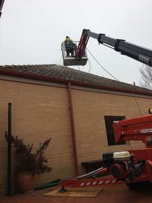 pressure washing roof
