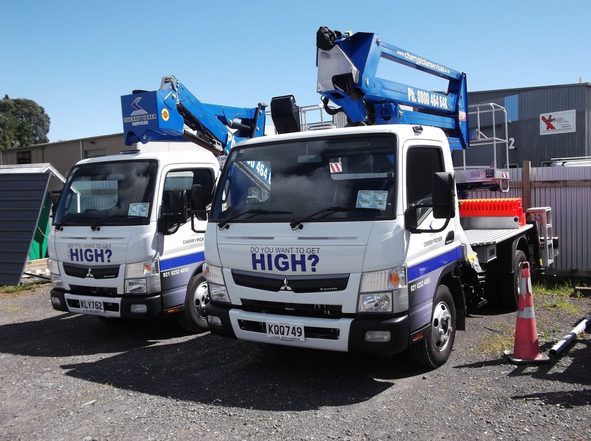Cherry Picker Service Tauranga Bay of Plenty Waikato Truck Mounted Cherry Picker