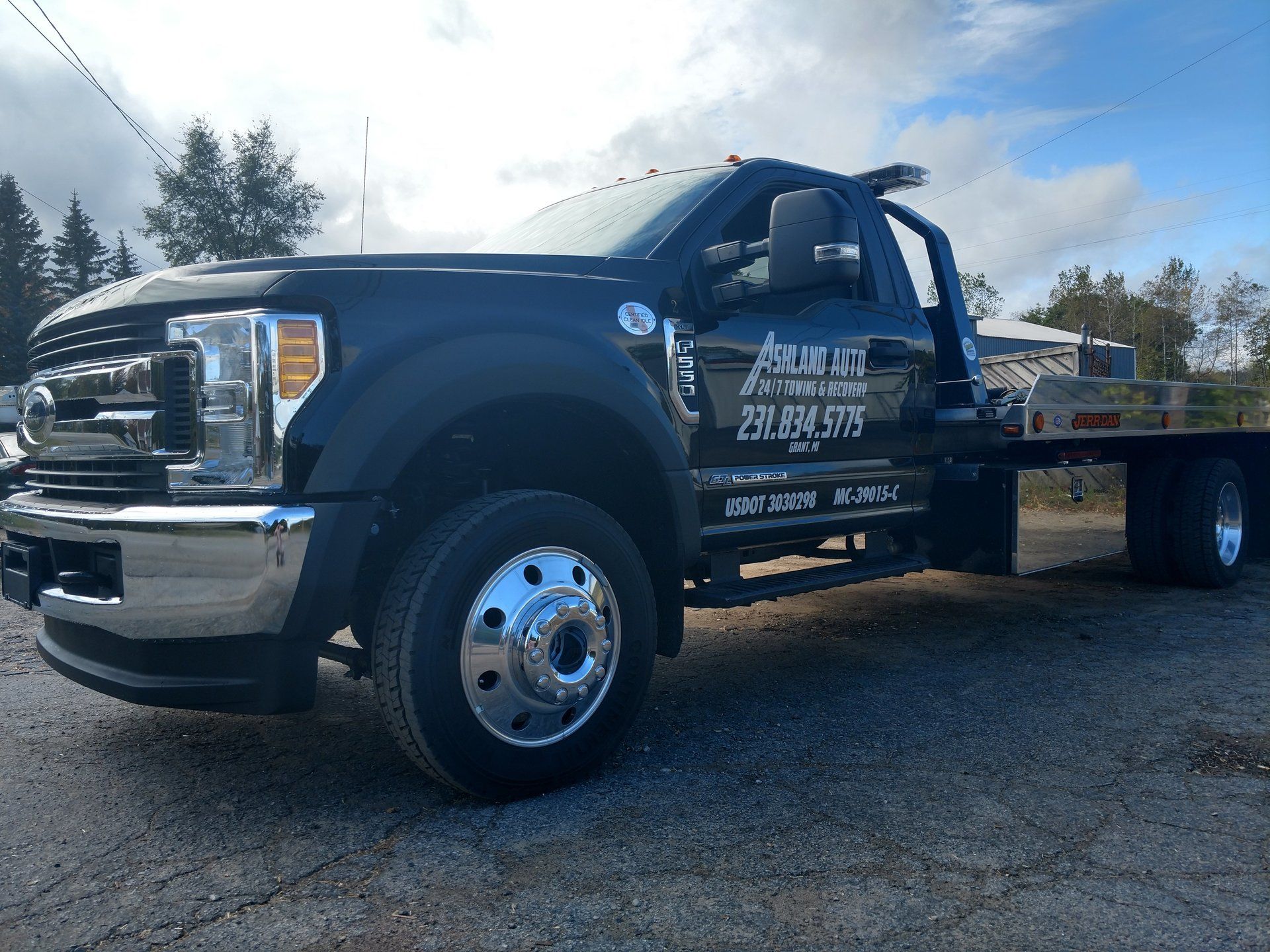 Flatbed Tow Truck Service