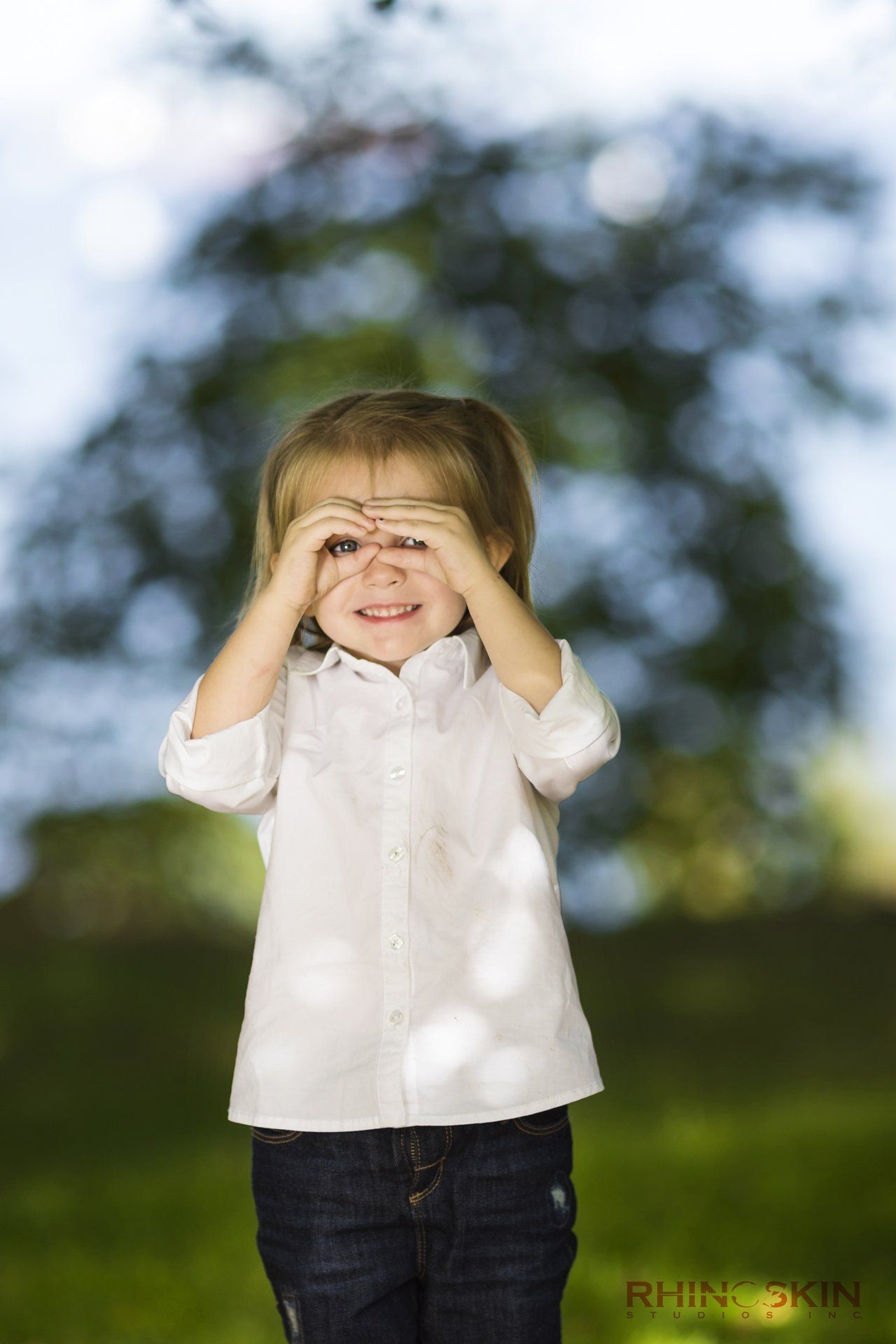 professional family photography, family portraits, photgraphy in toronto, photography in brampton, photography in oakville, photography in mississauga, family photography, family photos, children photography,