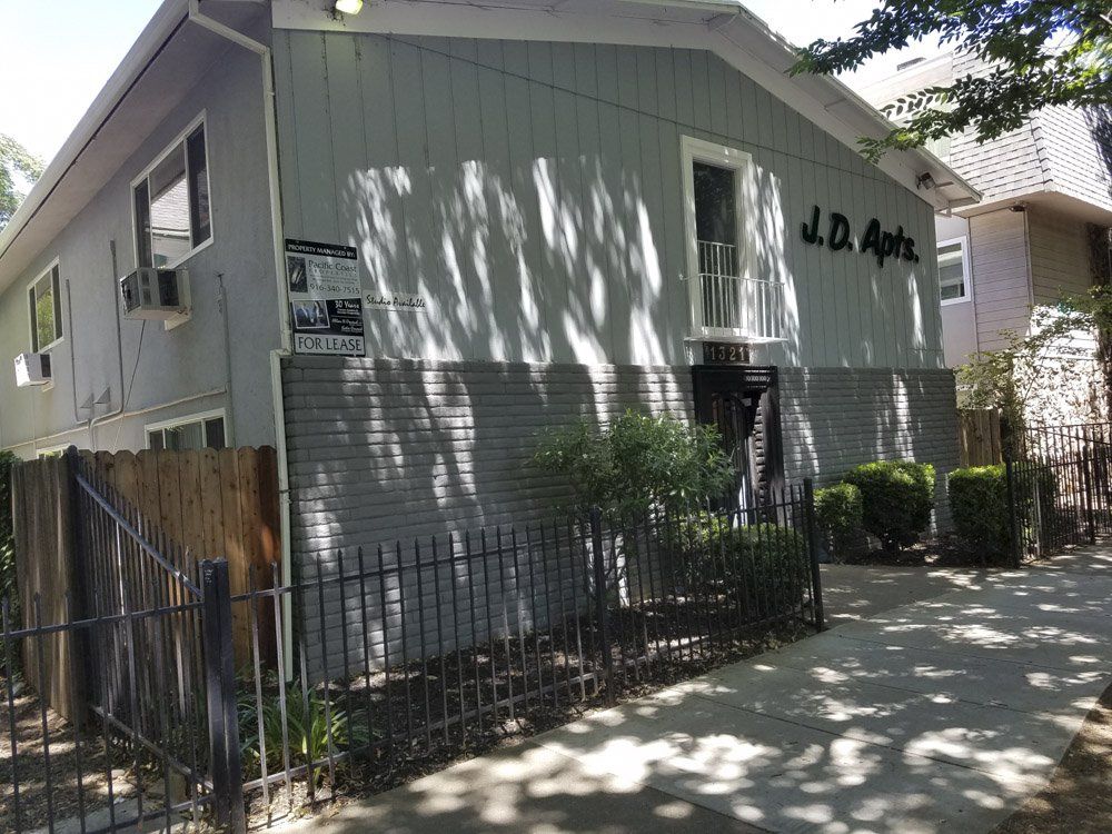 JD Apartments