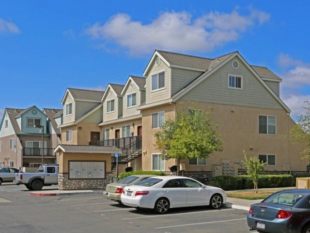 Jessie Apartments
