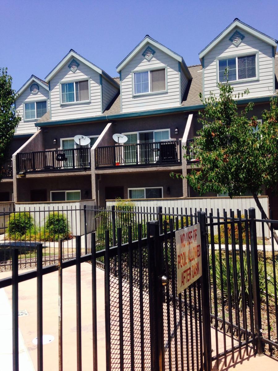 Jessie Apartments