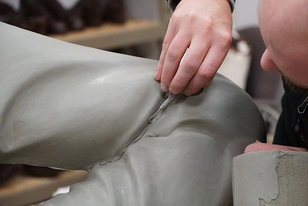 clay sculpting for bronze statues